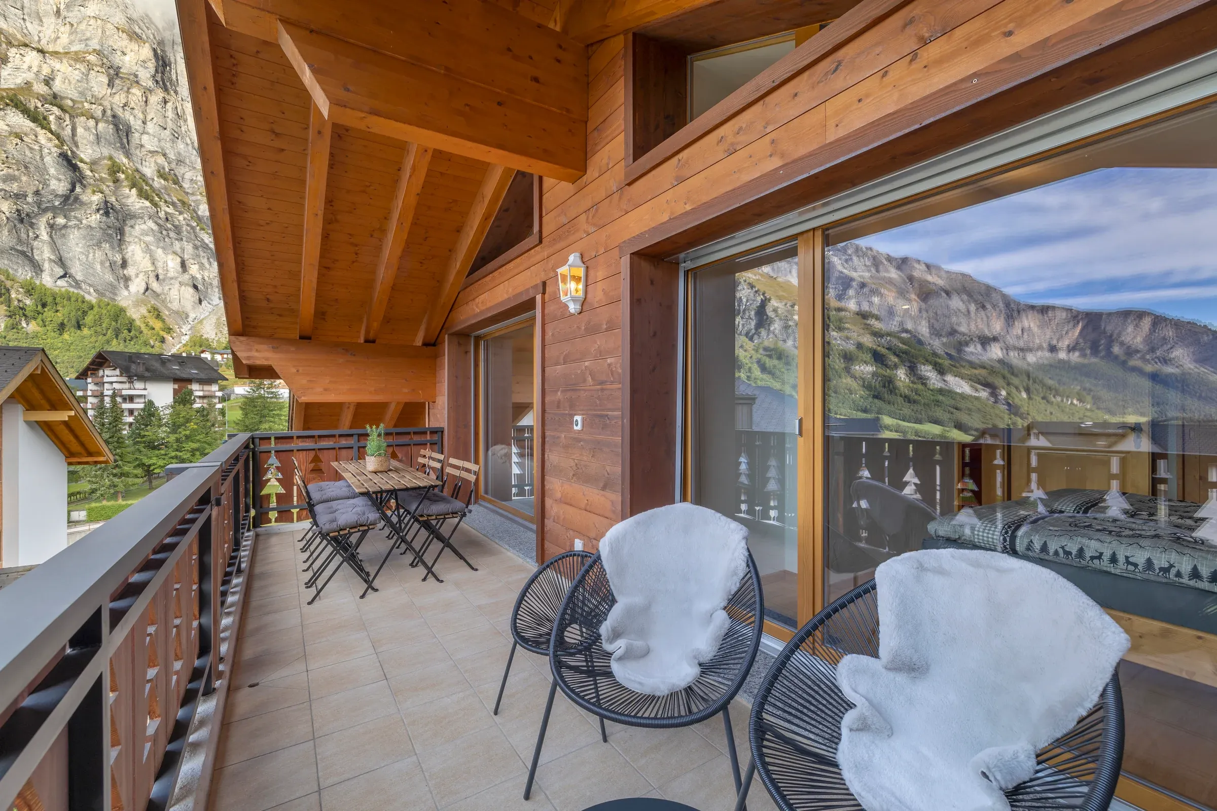 Sedute sul balcone