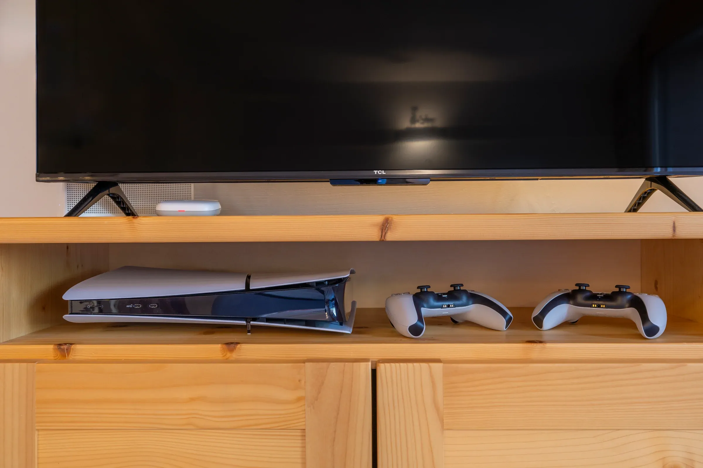 Televisore e console