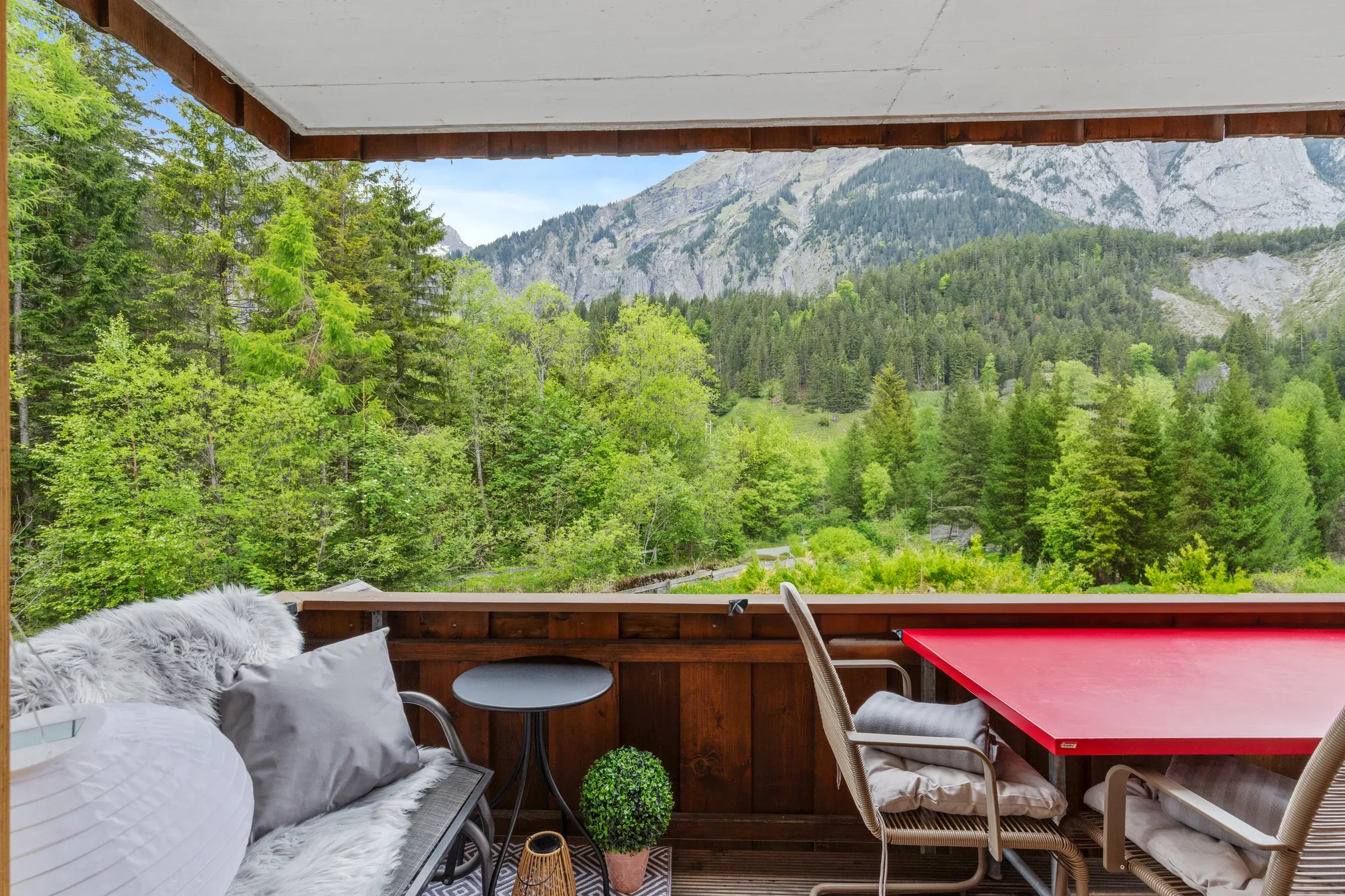 Balcone con vista sul paesaggio montano